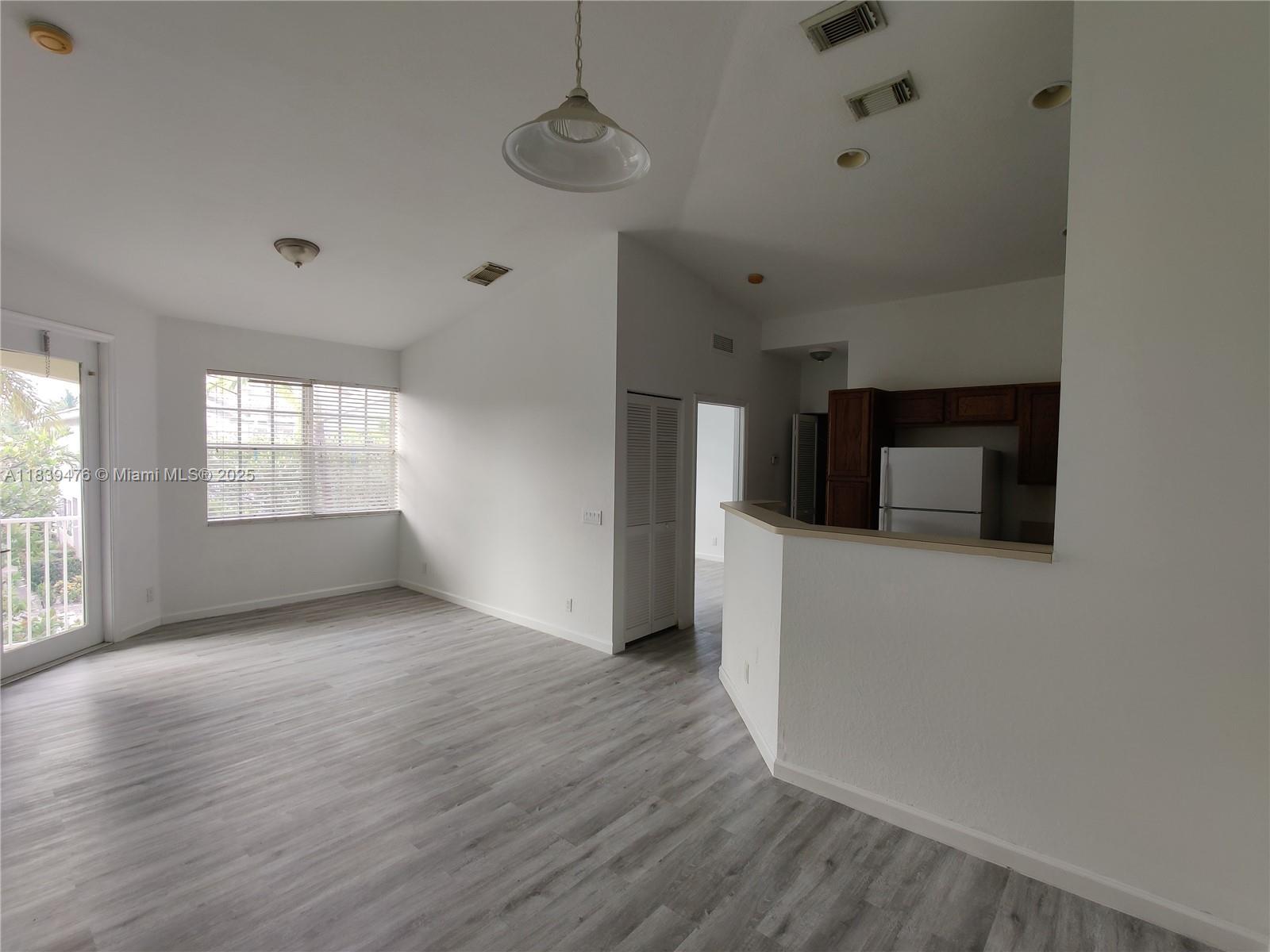 3211 Laurel Ridge Cir 3211