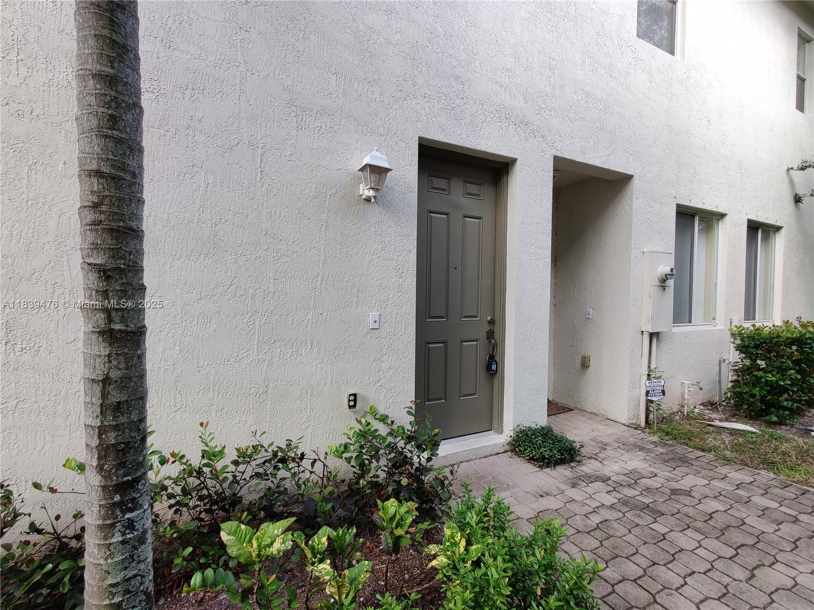 3211 Laurel Ridge Cir 3211