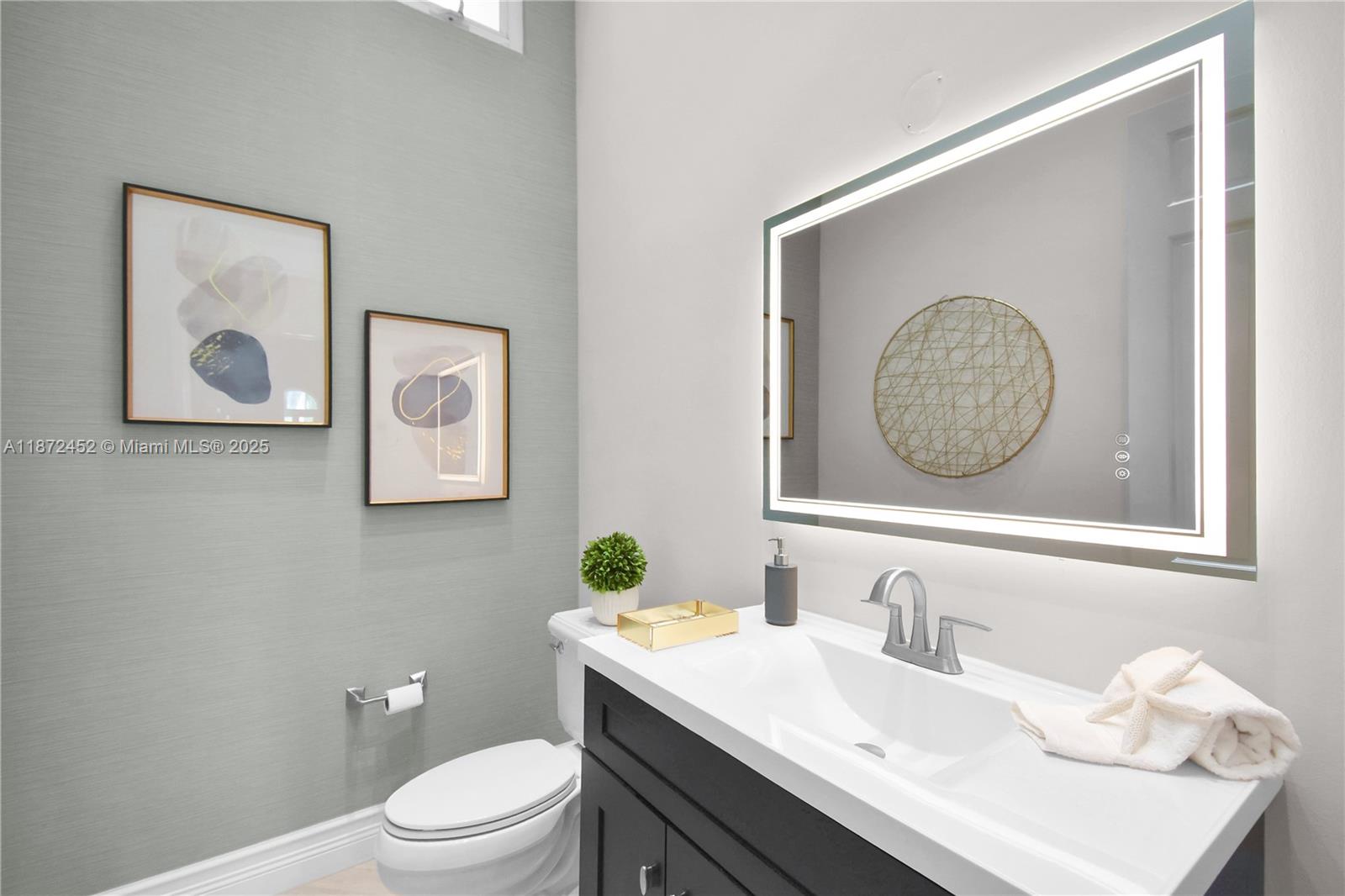 WINDMILL RANCHES ESTATES - Residential