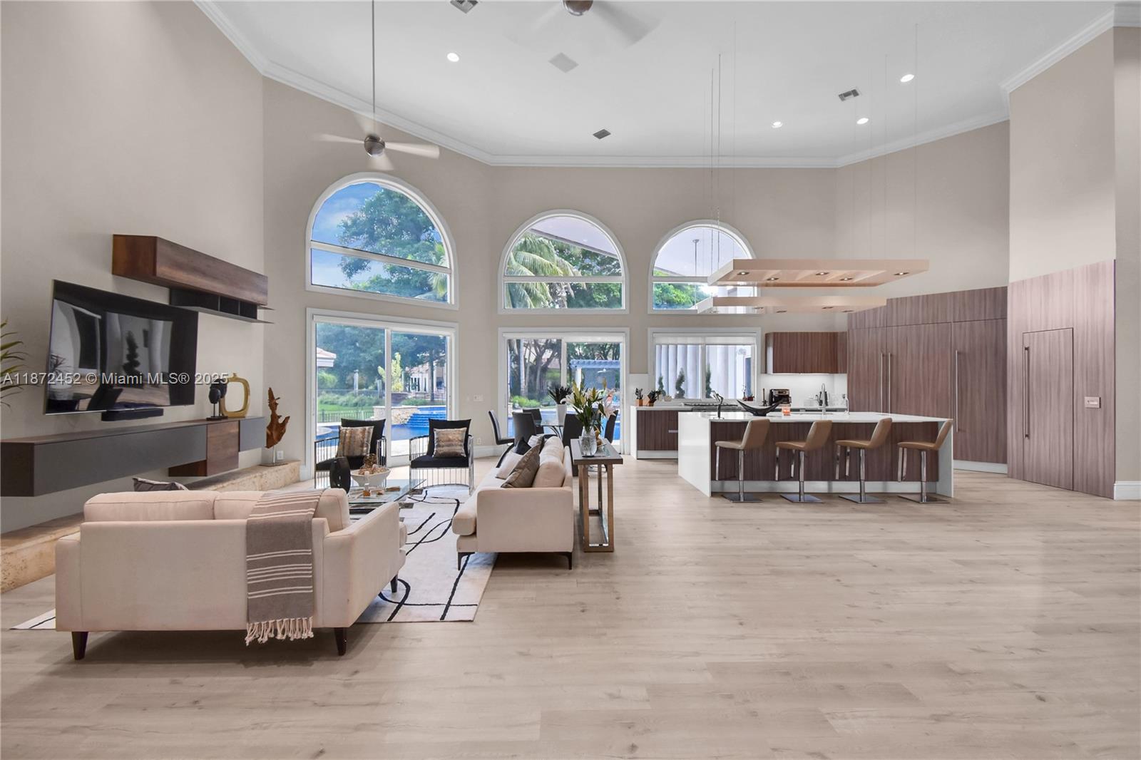 WINDMILL RANCHES ESTATES - Residential