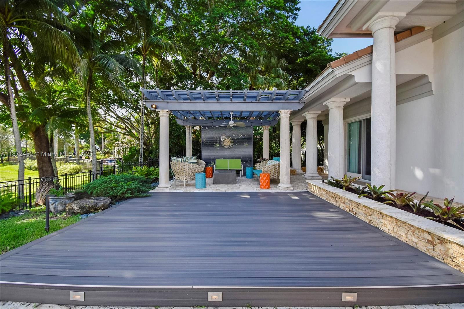 WINDMILL RANCHES ESTATES - Residential