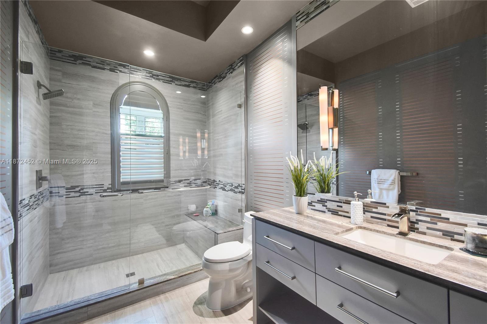 WINDMILL RANCHES ESTATES - Residential