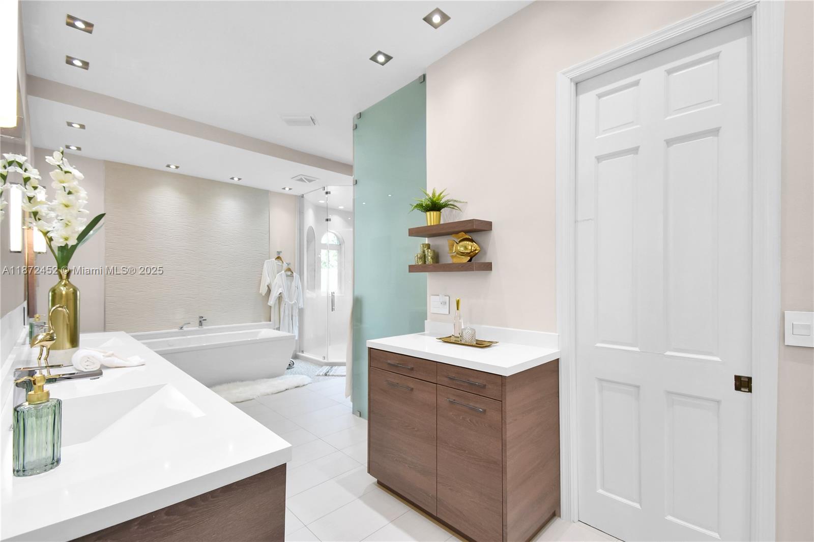 WINDMILL RANCHES ESTATES - Residential