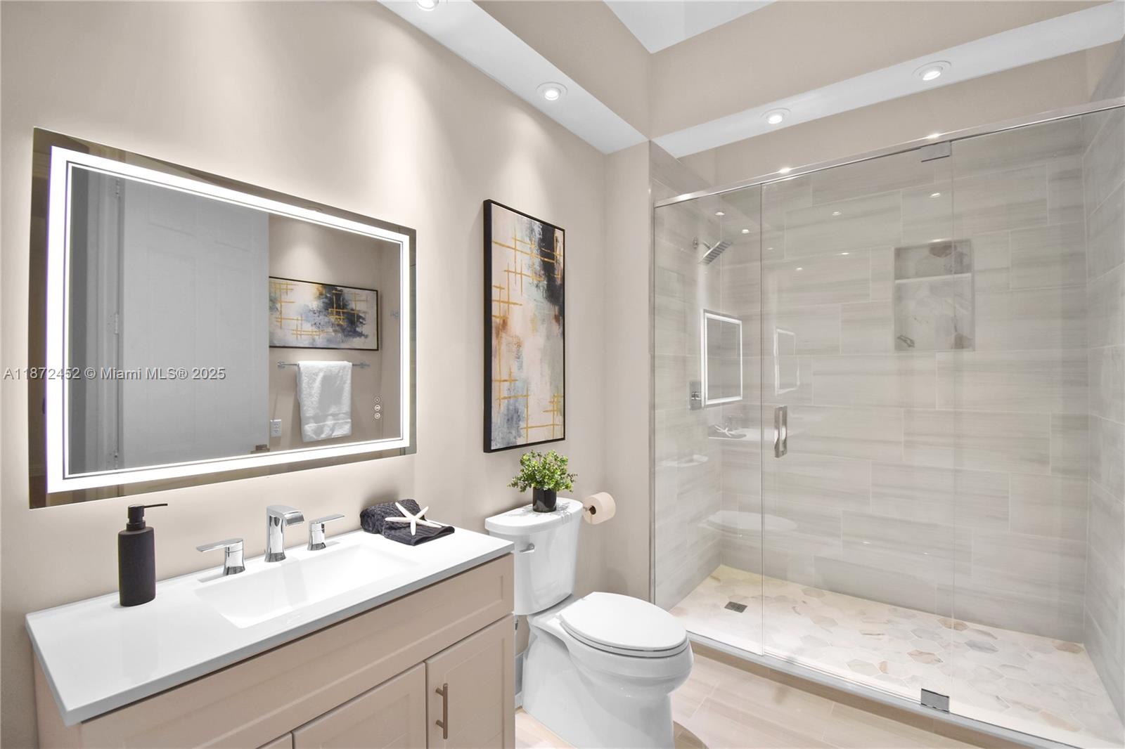 WINDMILL RANCHES ESTATES - Residential