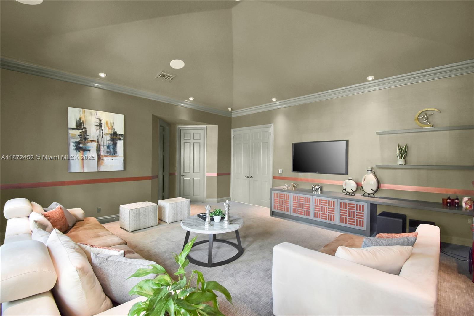 WINDMILL RANCHES ESTATES - Residential