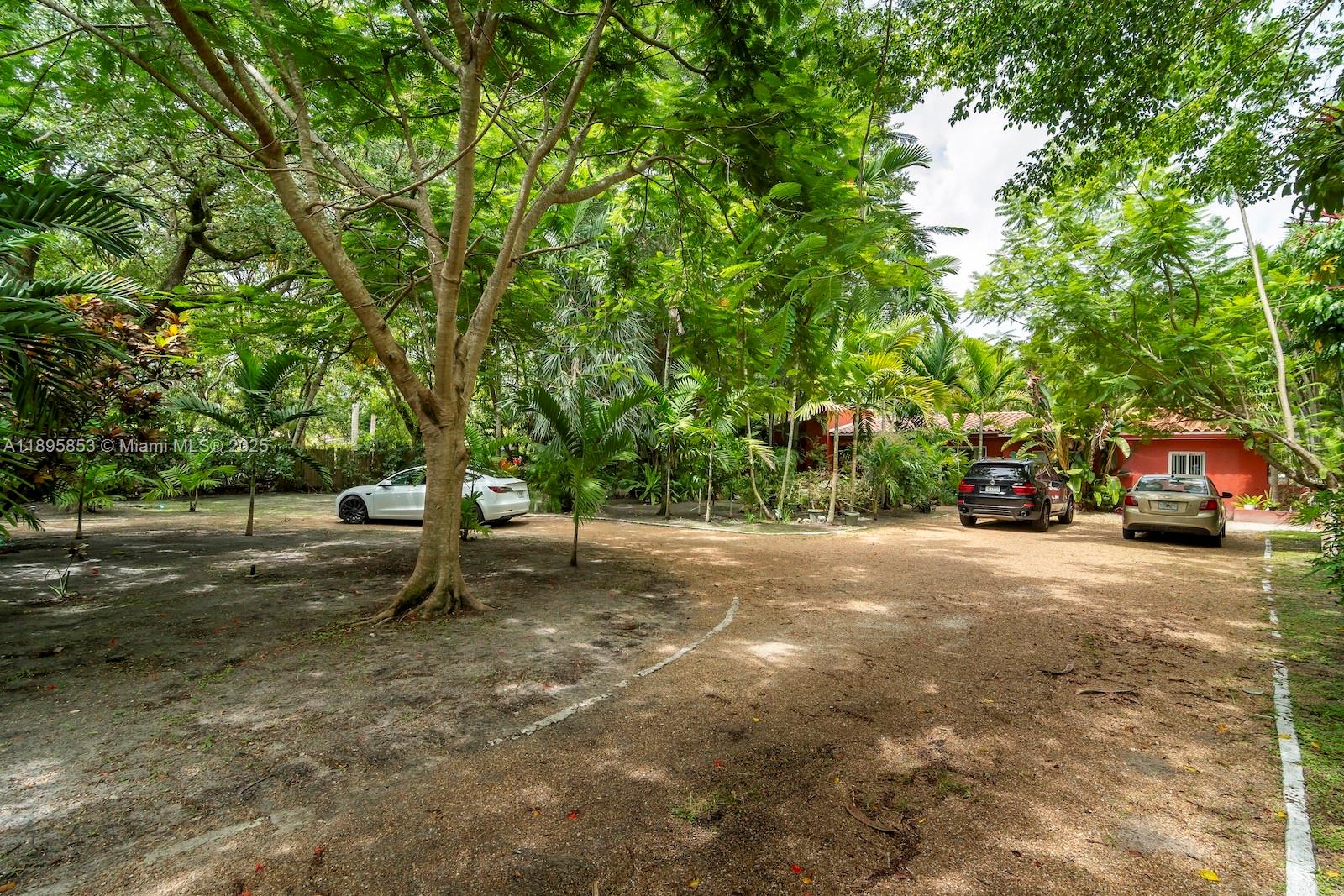 BISC GARDENS SEC H PART 2 - Residential