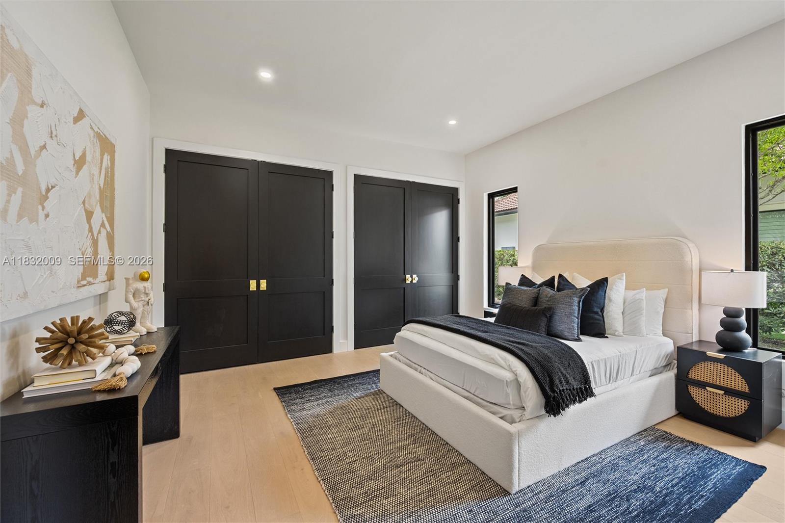 BREAKERS WEST - Residential