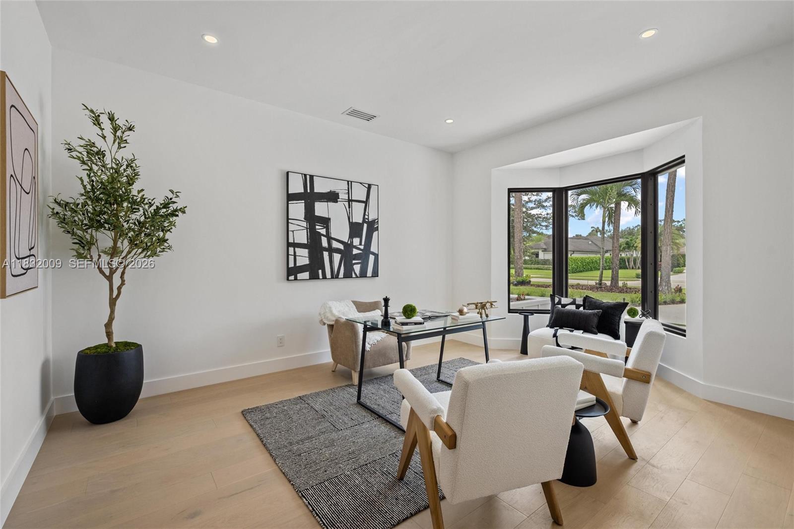 BREAKERS WEST - Residential