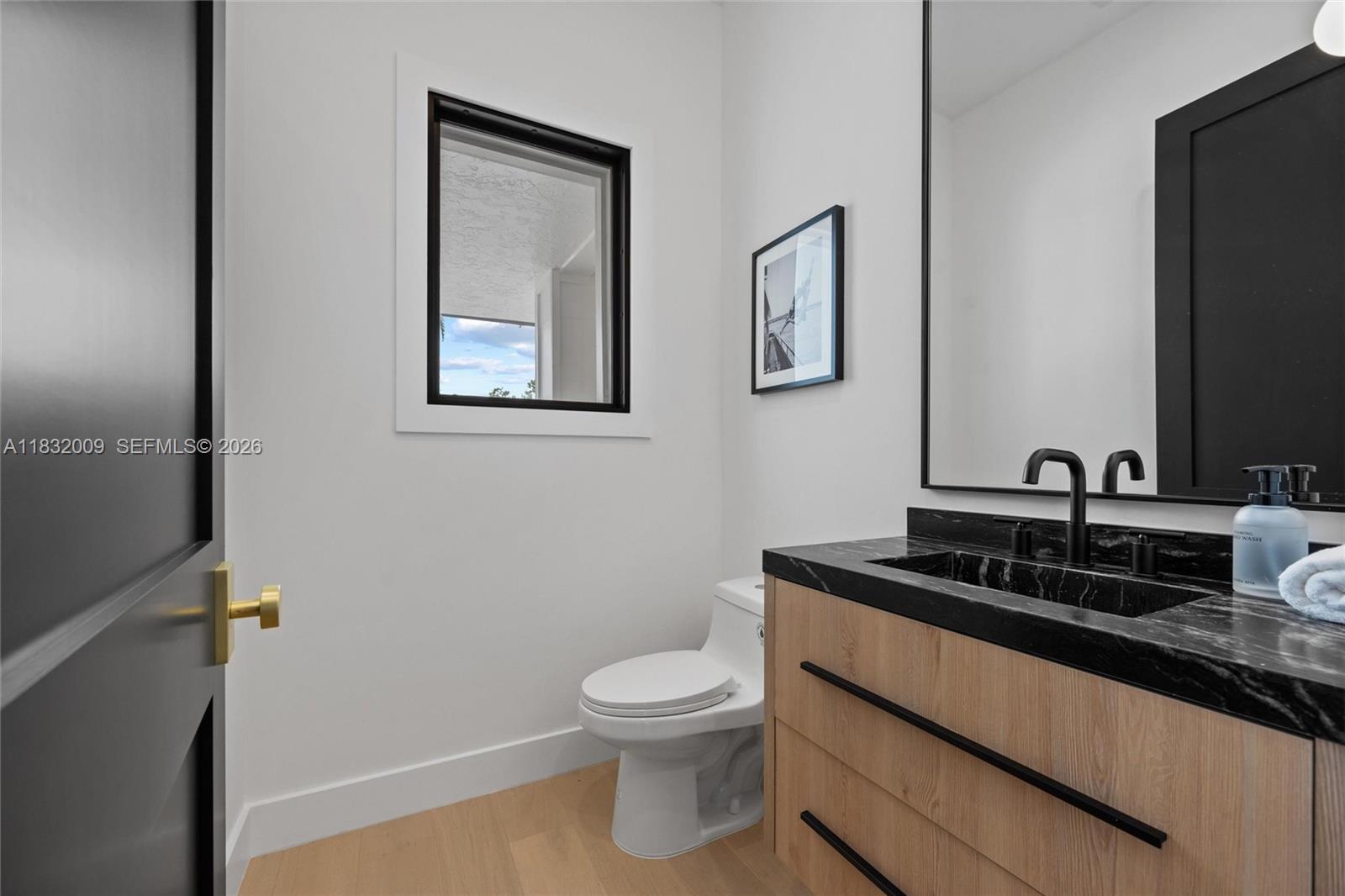 BREAKERS WEST - Residential