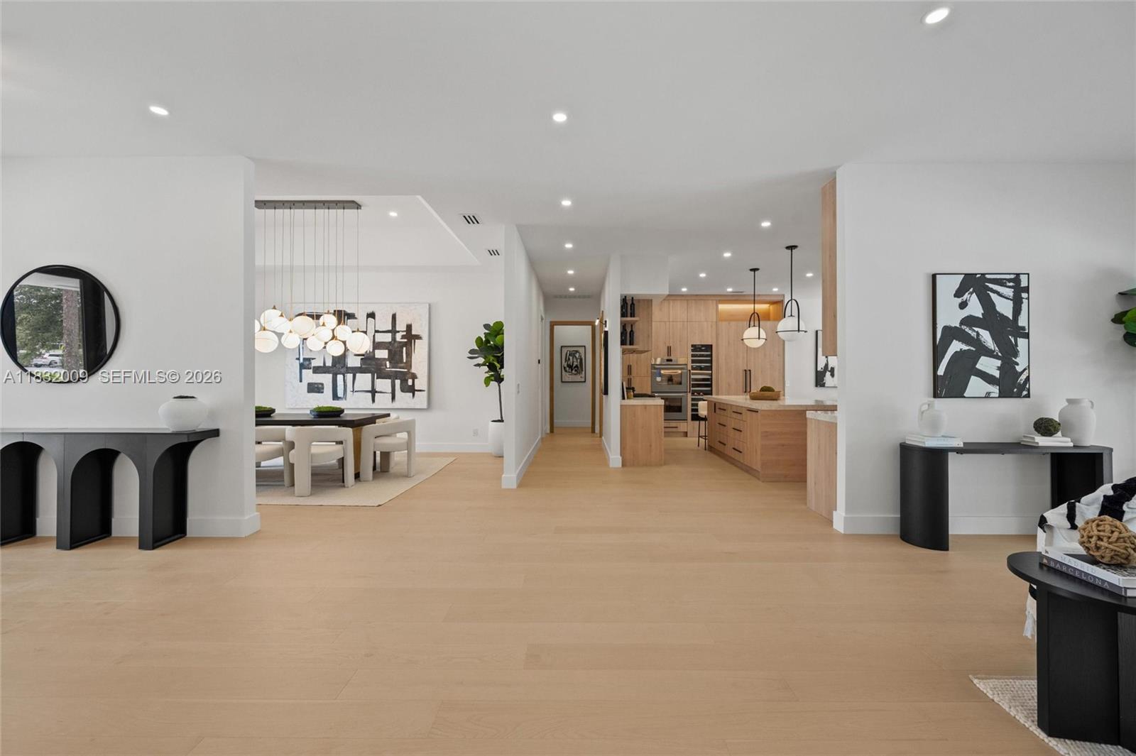 BREAKERS WEST - Residential