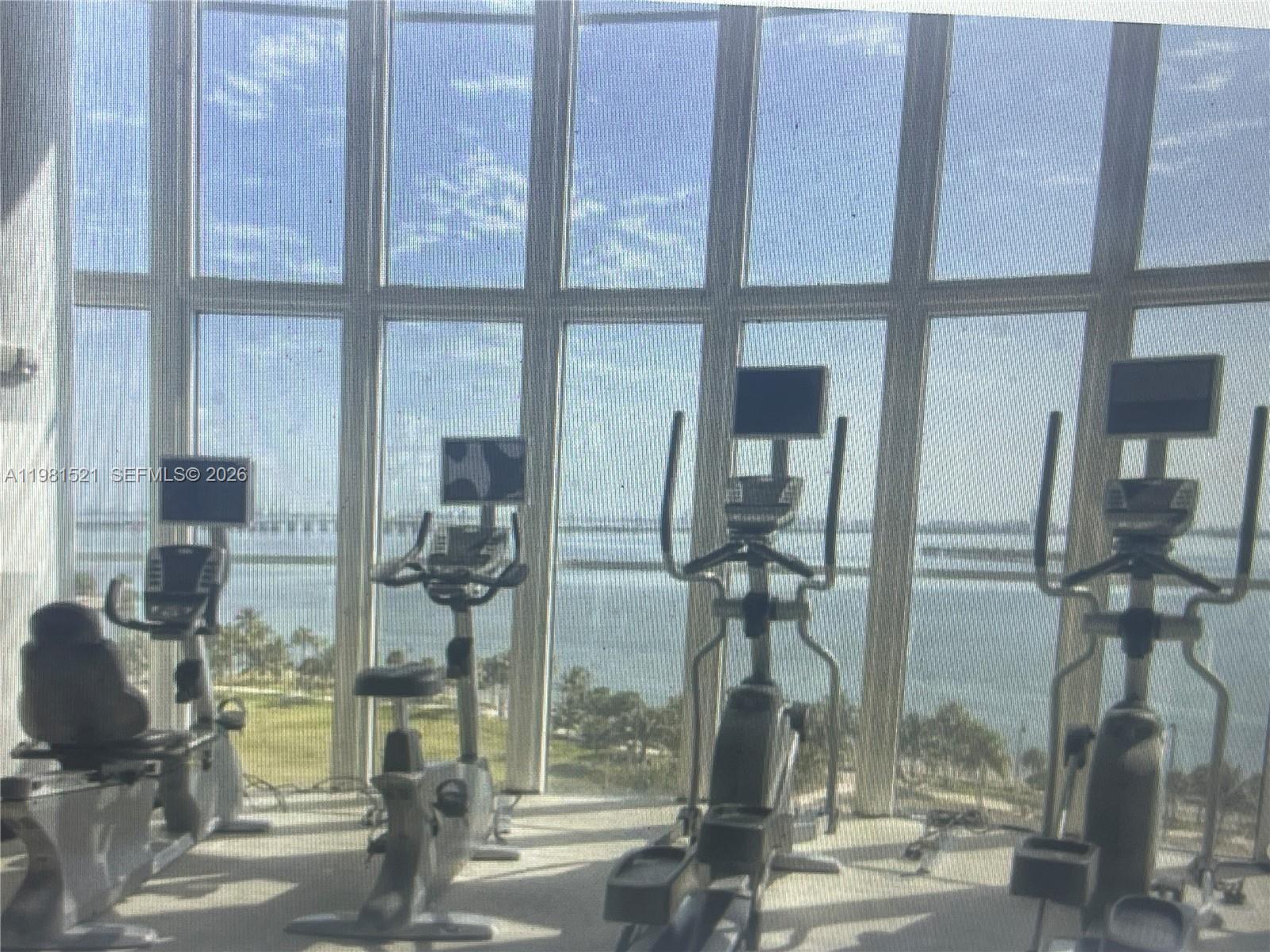 1800 N Bayshore Dr 1812