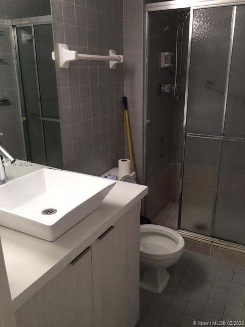 VILLA CAPRI CONDO - Residential Lease