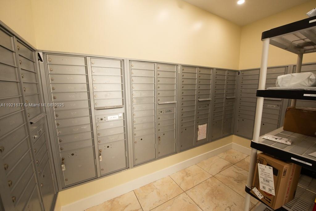 LE CARTIER CONDO - Residential