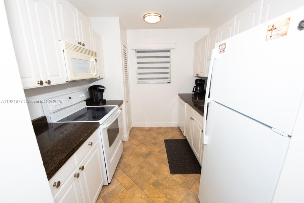 LE CARTIER CONDO - Residential