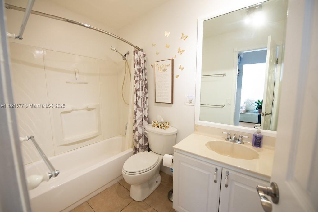 LE CARTIER CONDO - Residential