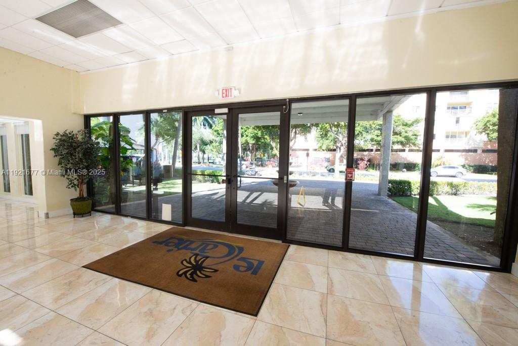 LE CARTIER CONDO - Residential