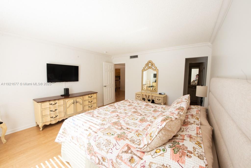 LE CARTIER CONDO - Residential