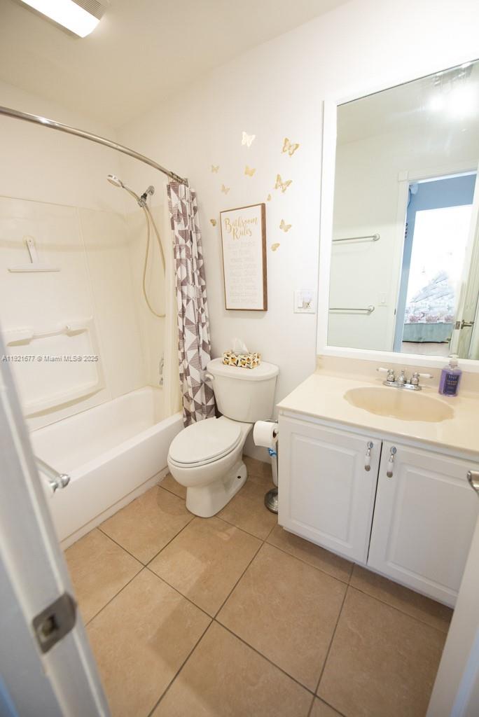 LE CARTIER CONDO - Residential