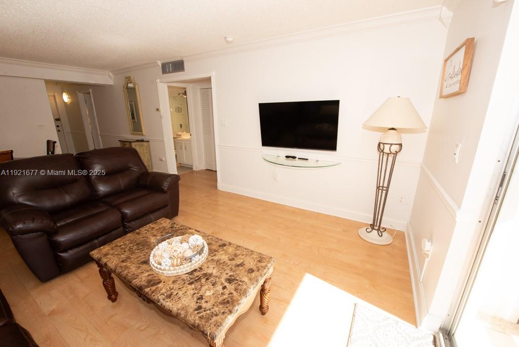 LE CARTIER CONDO - Residential