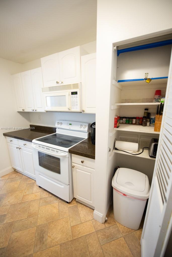 LE CARTIER CONDO - Residential