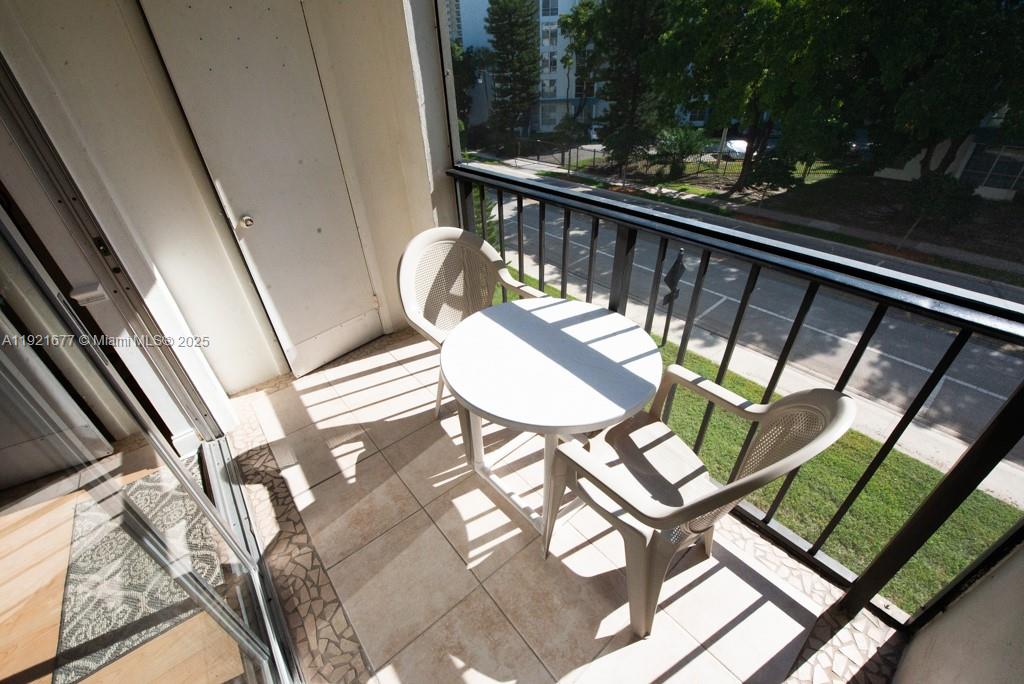 LE CARTIER CONDO - Residential