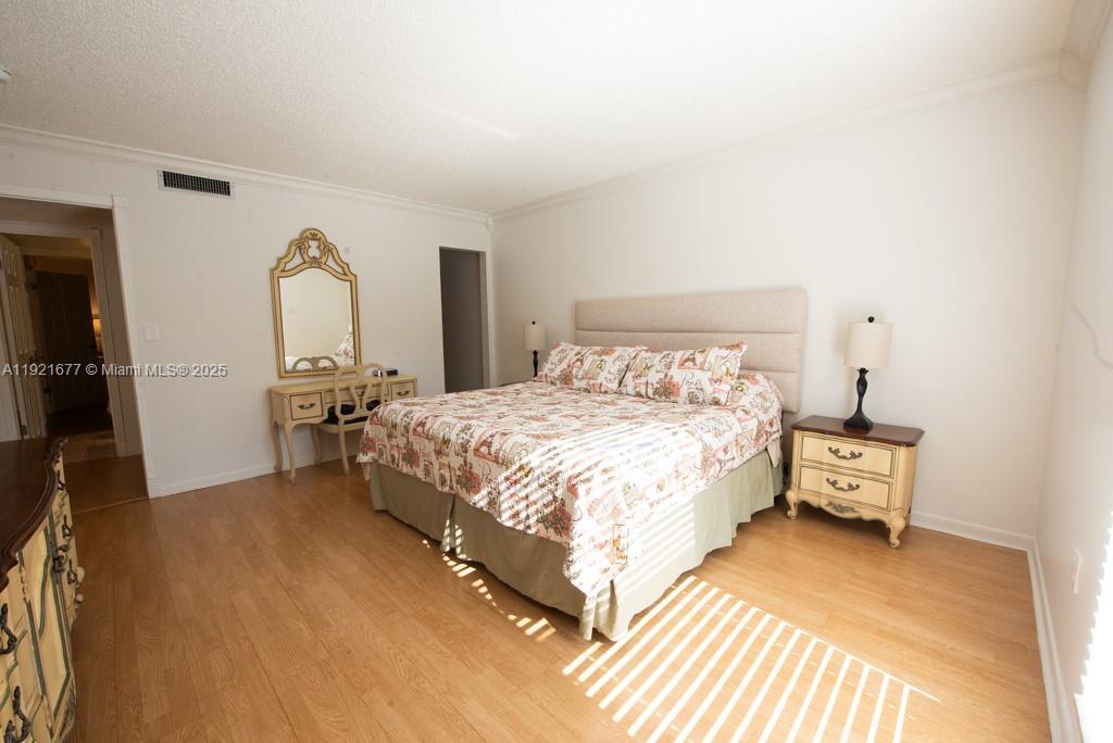 LE CARTIER CONDO - Residential