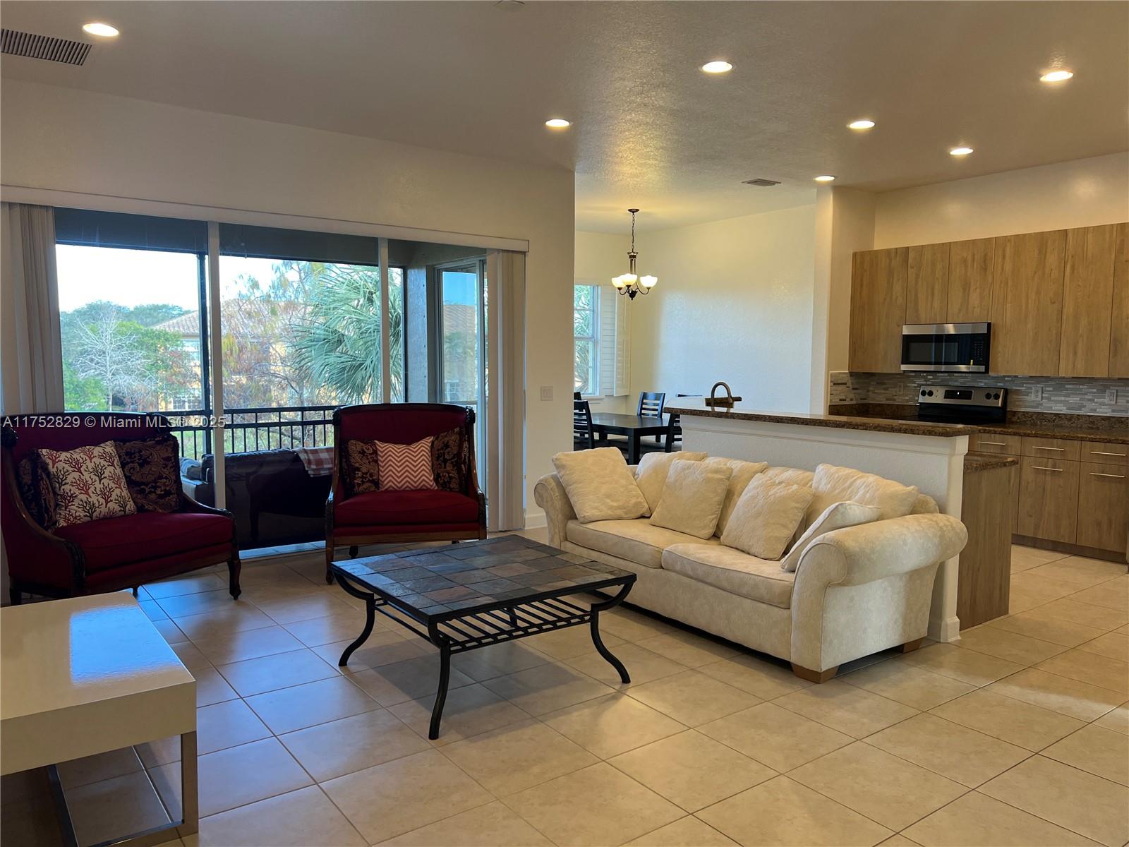 8056 NW 128th Lane 8056