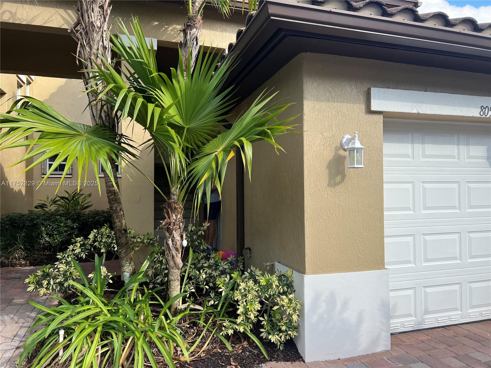Rental Property at 8056 Nw 128th Lane 8056, Parkland, Broward County, Florida - Bedrooms: 3 
Bathrooms: 2  - $3,800 MO.