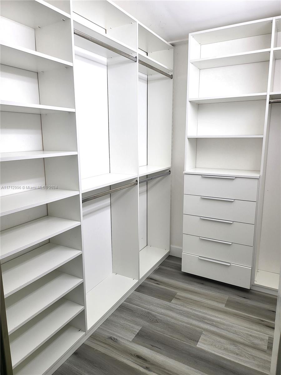 TRELLISES 4B CONDO - Residential