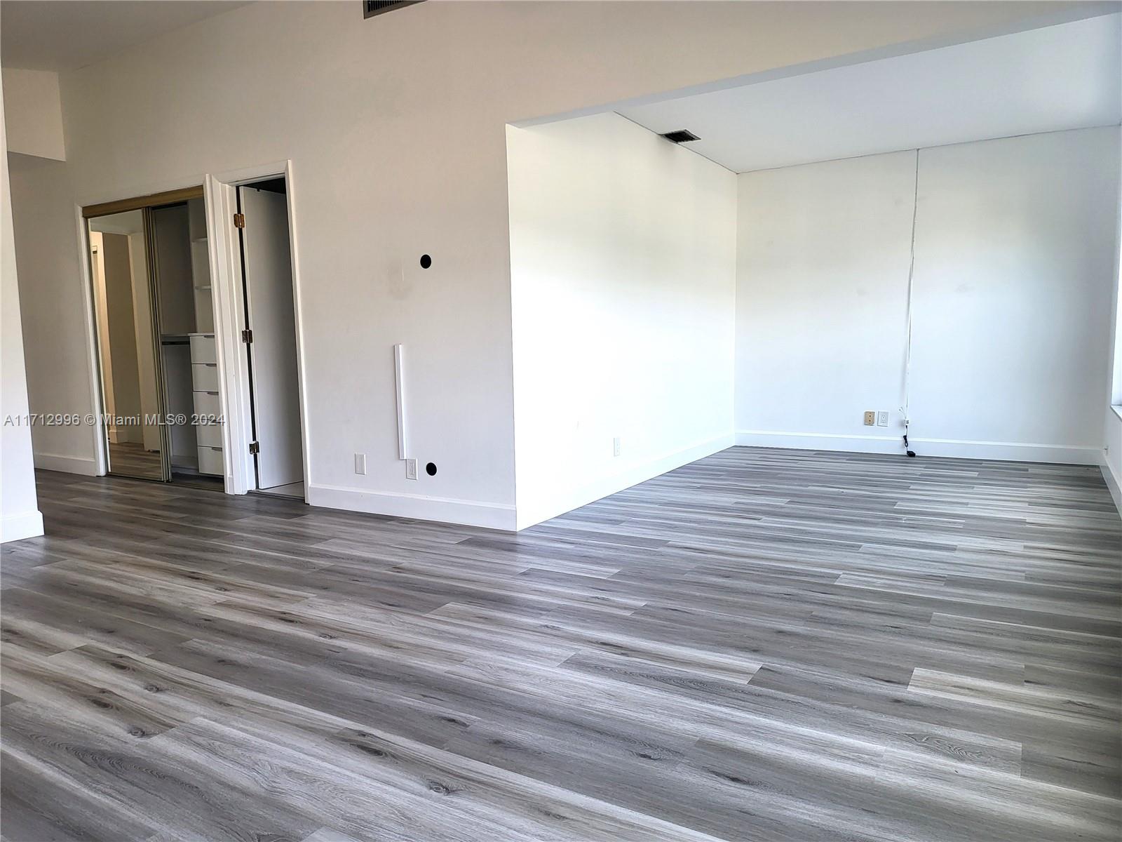TRELLISES 4B CONDO - Residential