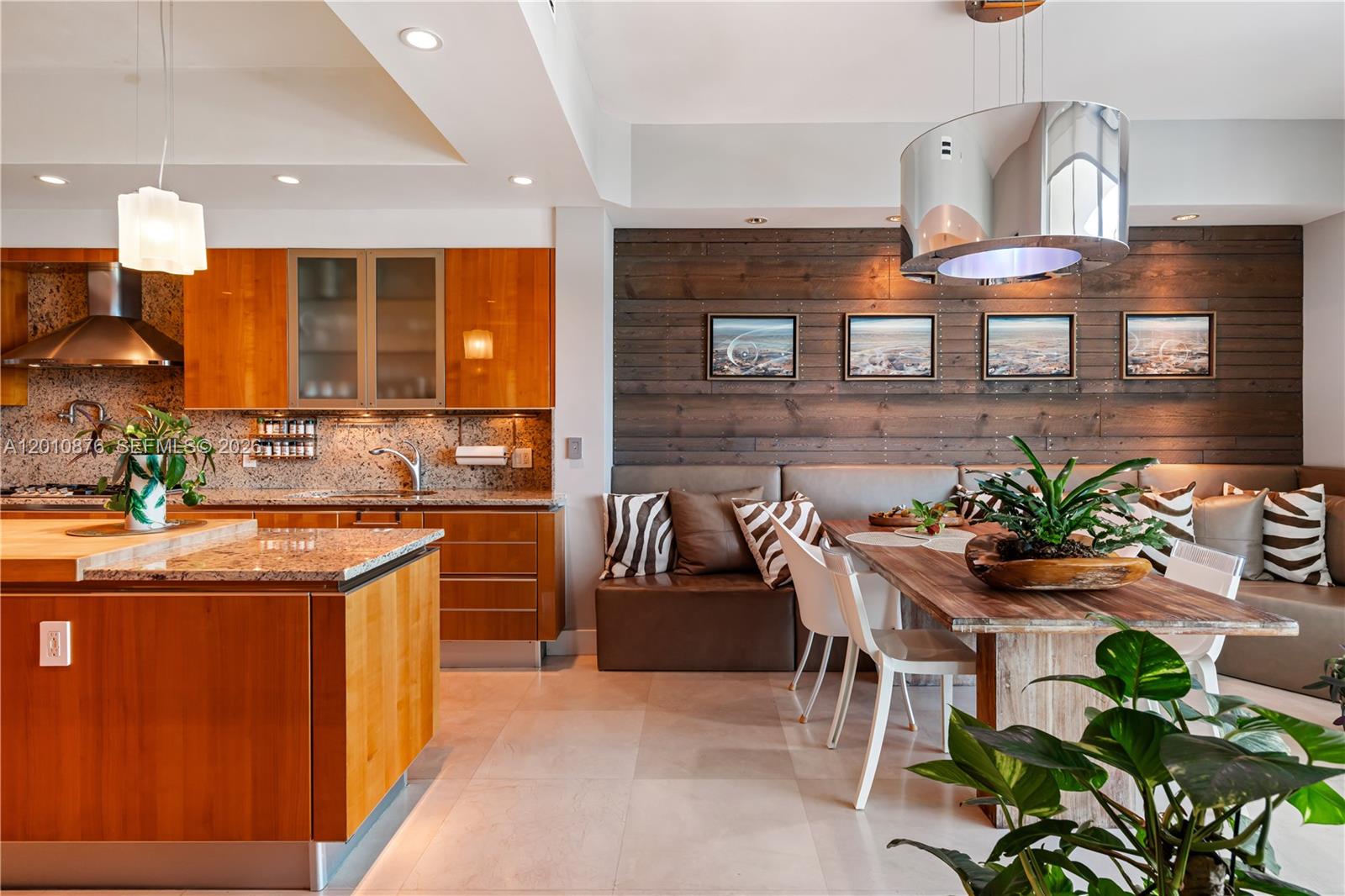 TURNBERRY OCEAN COLONY - Residential