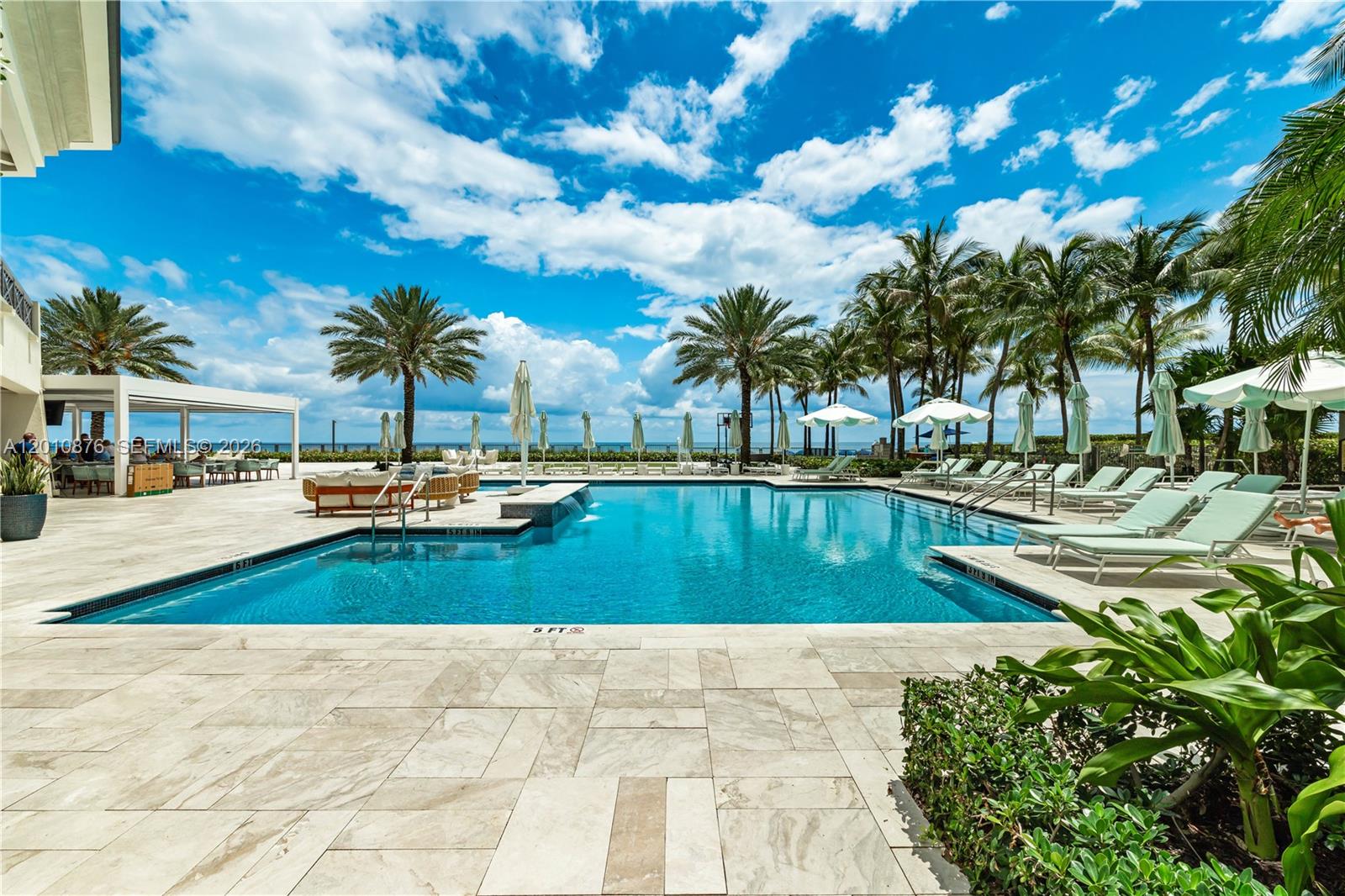 TURNBERRY OCEAN COLONY - Residential