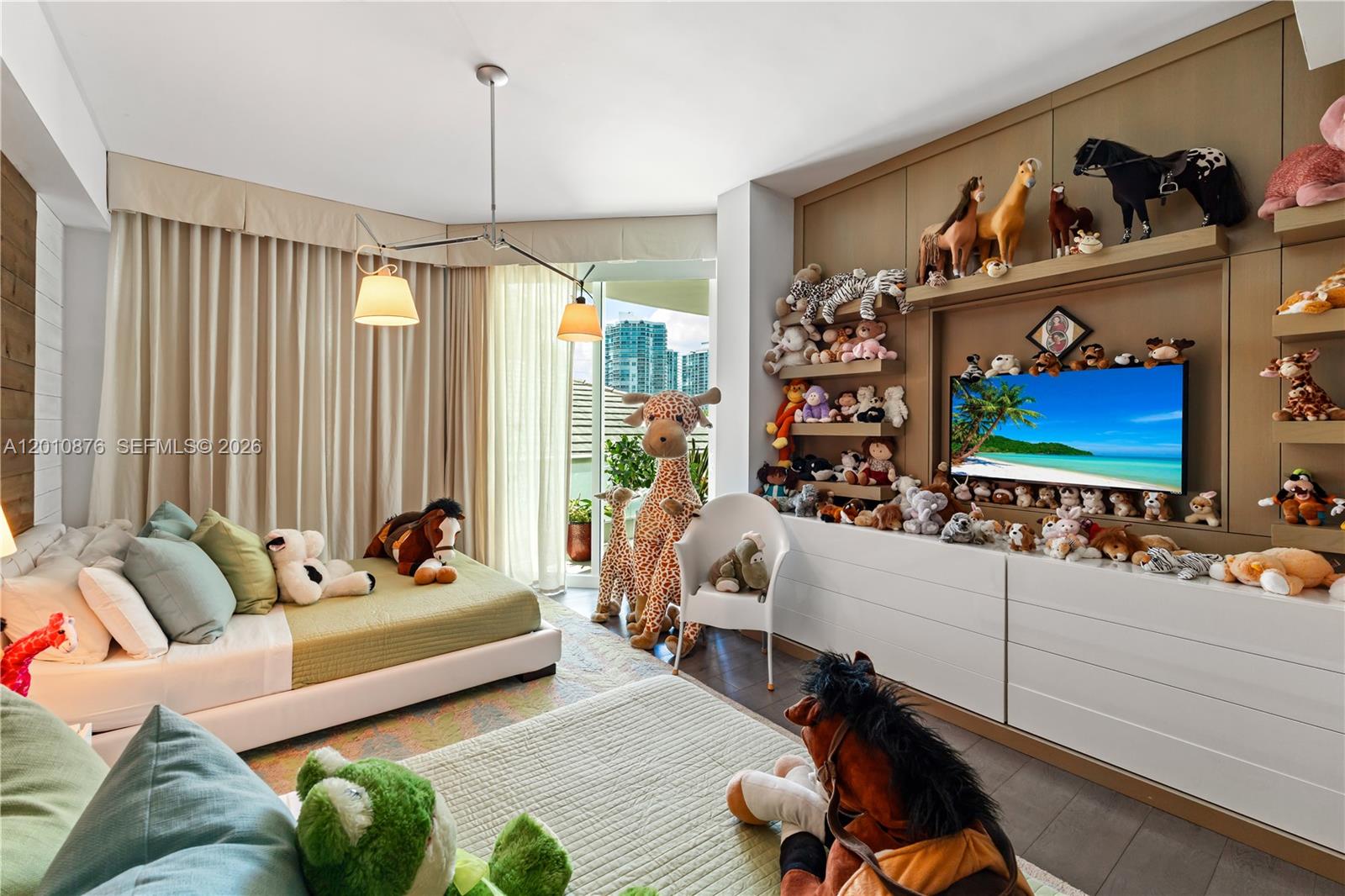 TURNBERRY OCEAN COLONY - Residential