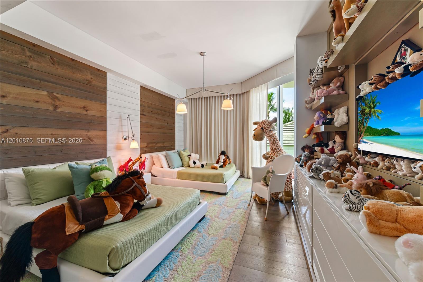 TURNBERRY OCEAN COLONY - Residential