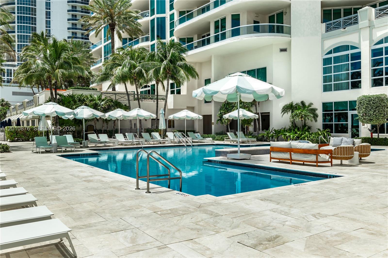 TURNBERRY OCEAN COLONY - Residential