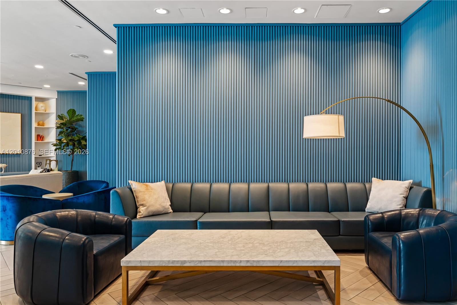 TURNBERRY OCEAN COLONY - Residential