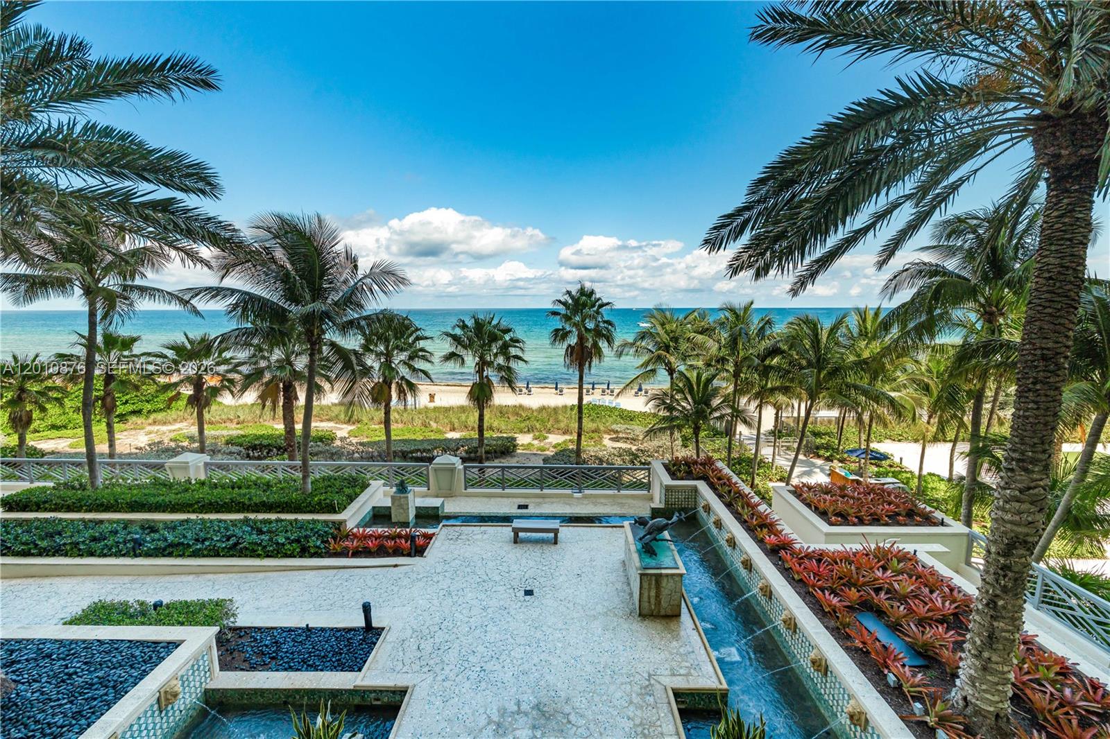 TURNBERRY OCEAN COLONY - Residential