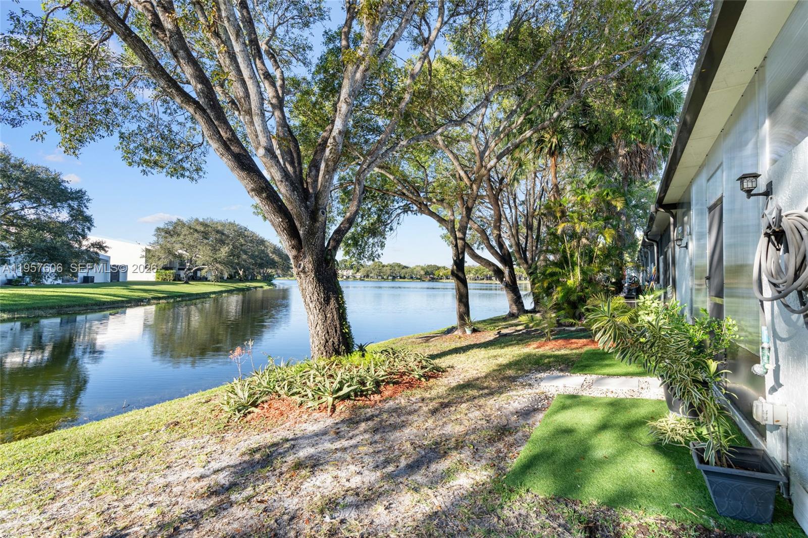 WESTVIEW CONDOMINIUM NO N - Residential