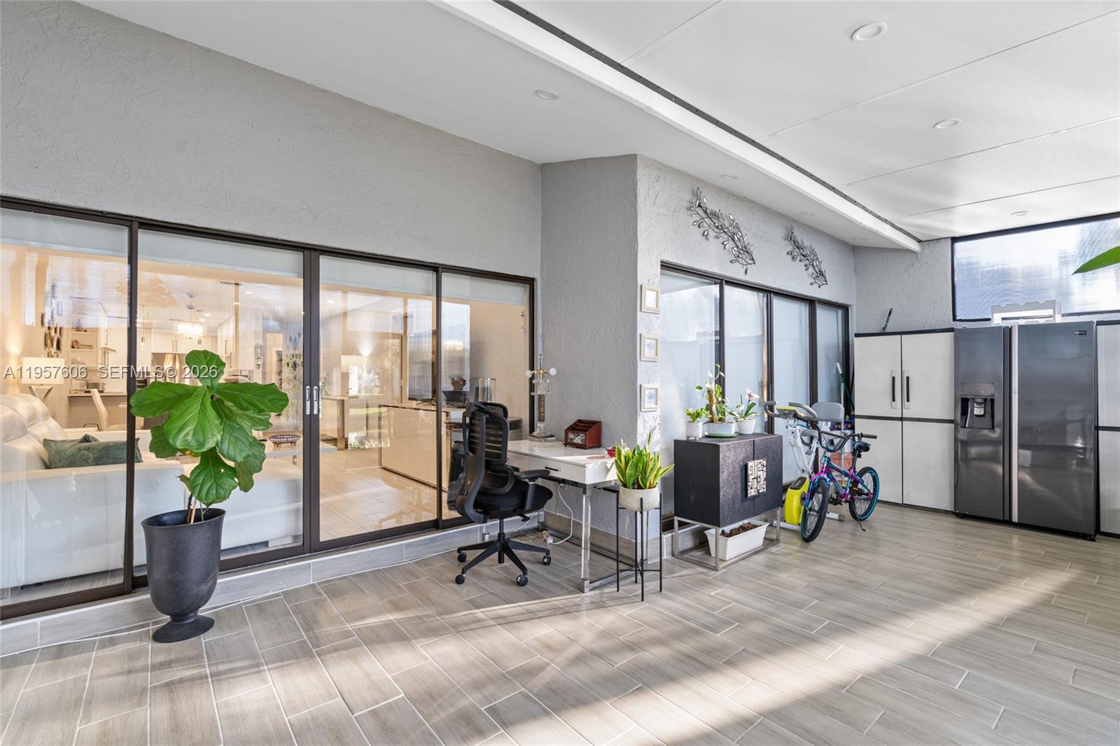 WESTVIEW CONDOMINIUM NO N - Residential