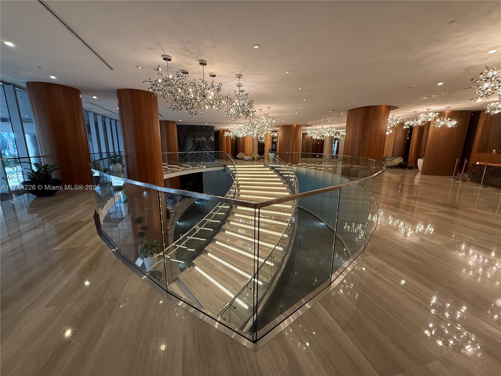ARIA ON THE BAY CONDO - Residential
