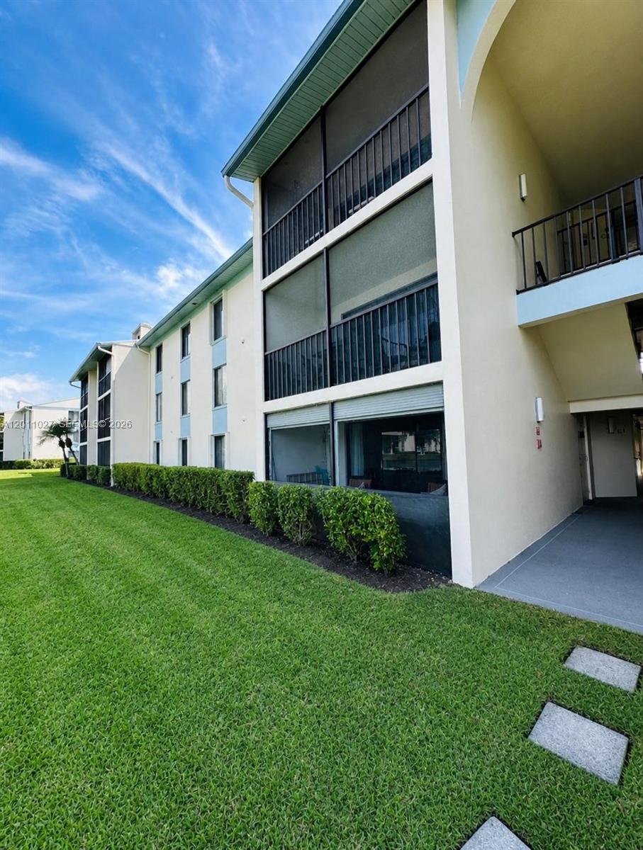 Photo of 1110 Green Pine Blvd #C1, West Palm Beach, FL 33409 (MLS # A12011027)