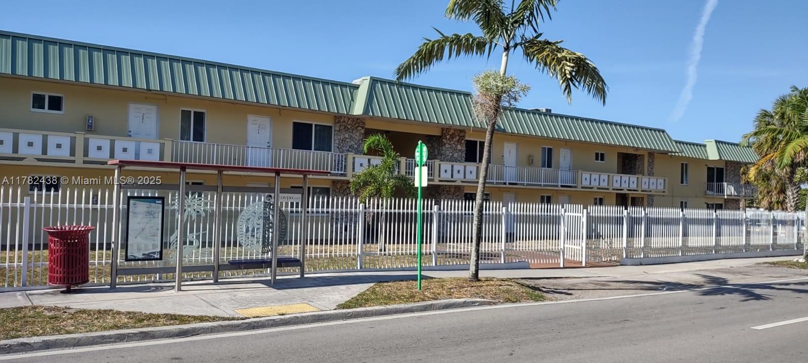 Rental Property at 505 Nw 177th St 106, Miami Gardens, Broward County, Florida - Bedrooms: 1 
Bathrooms: 1  - $1,700 MO.