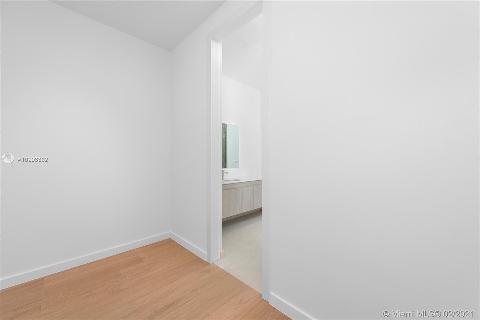 EASTERN SHORES - Residential