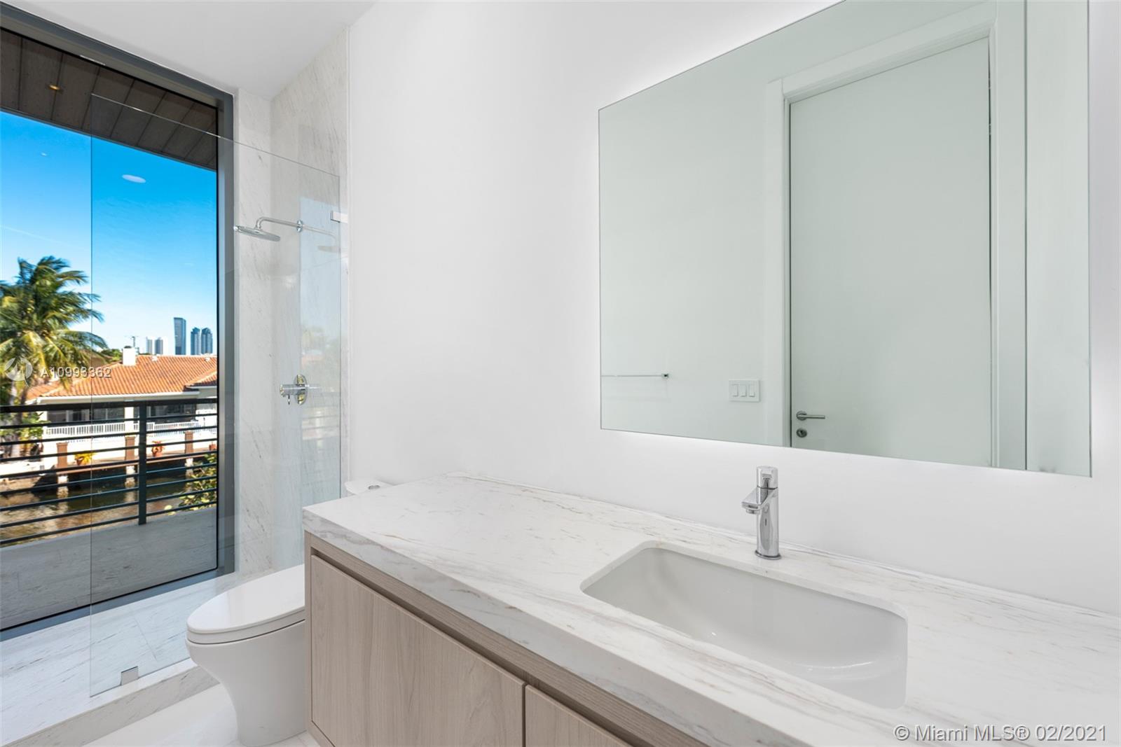 EASTERN SHORES - Residential