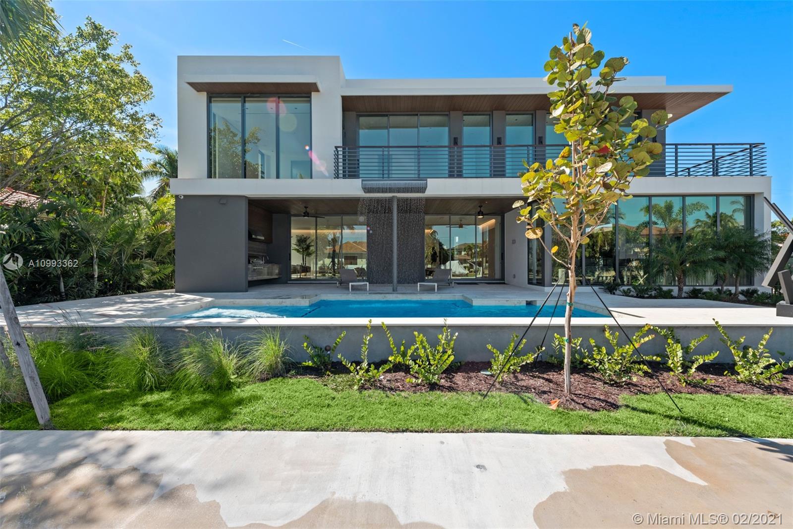 EASTERN SHORES - Residential