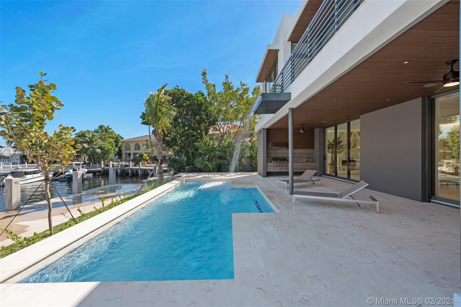 EASTERN SHORES - Residential