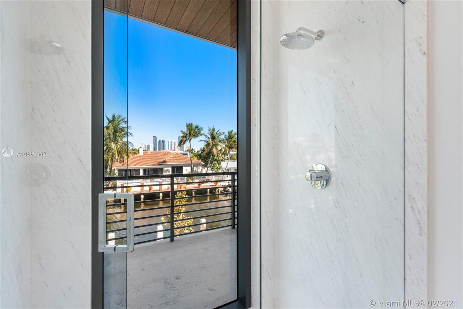 EASTERN SHORES - Residential