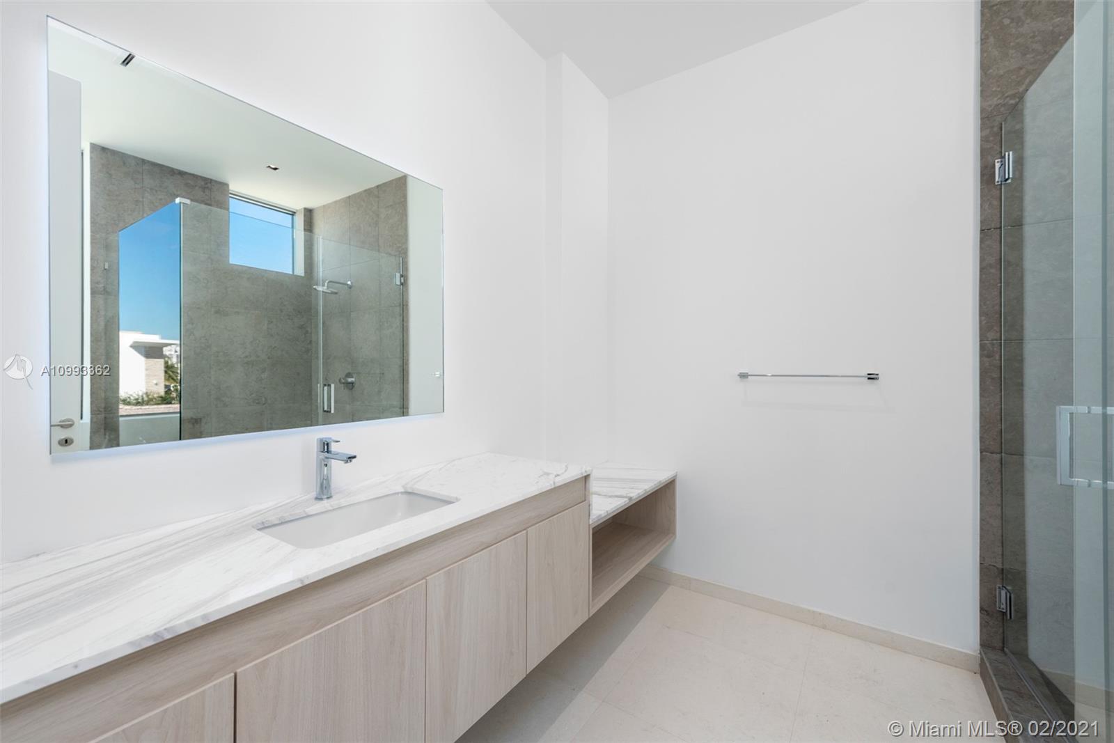 EASTERN SHORES - Residential