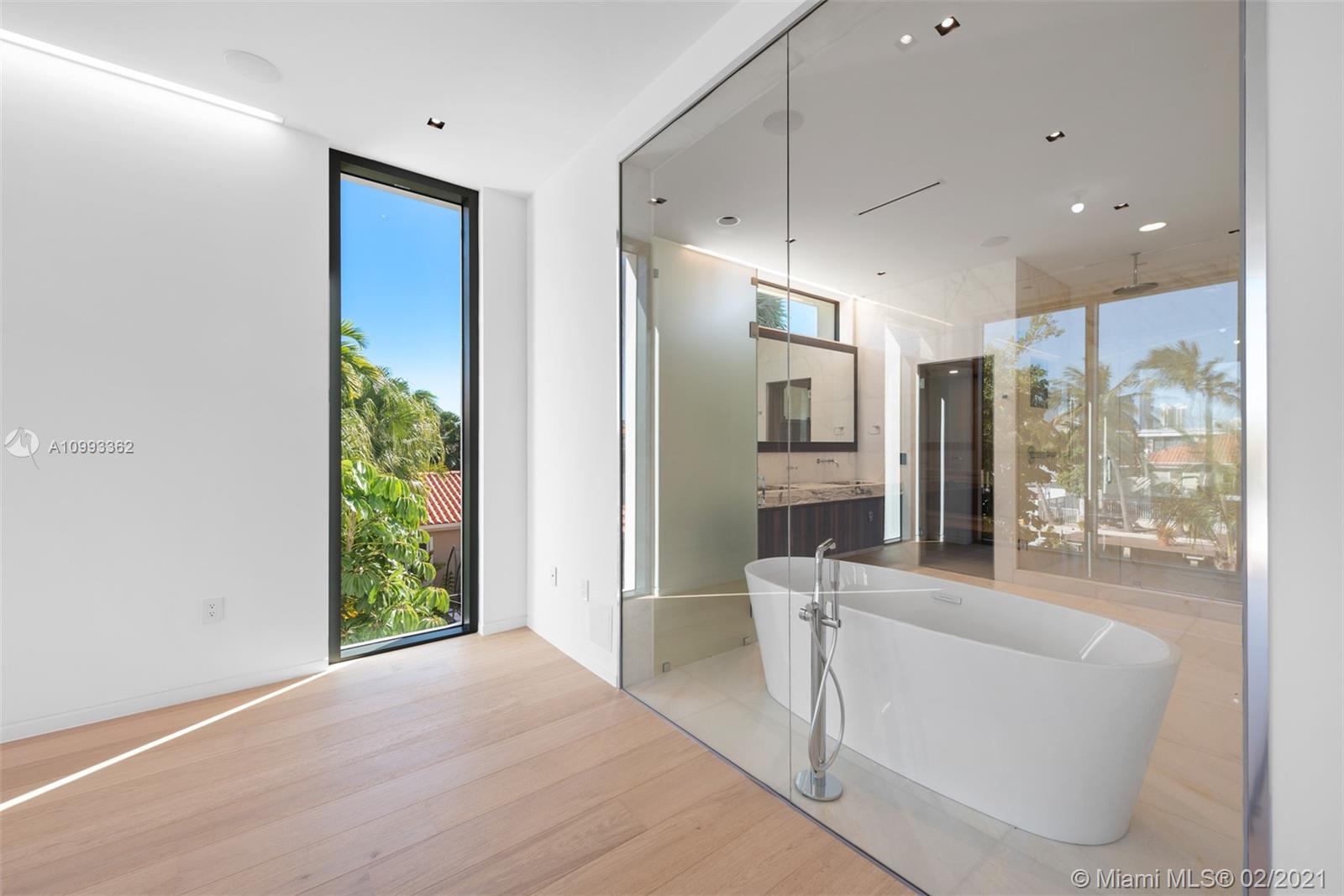 EASTERN SHORES - Residential