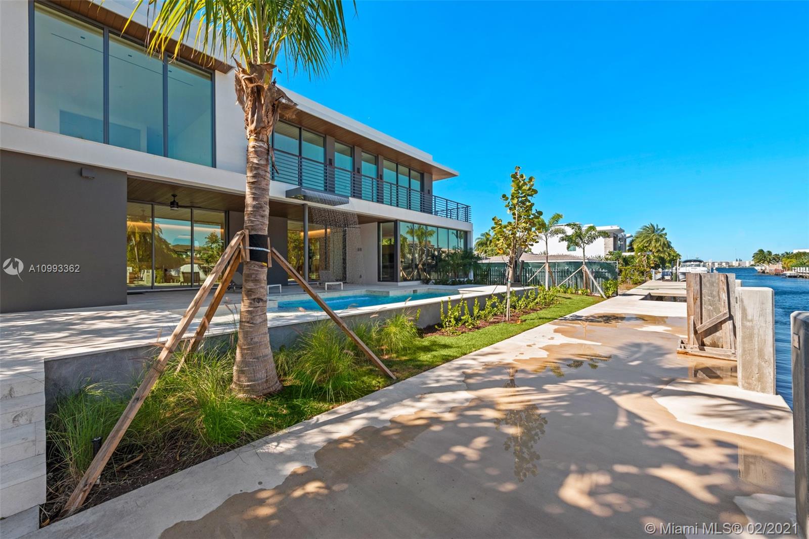 EASTERN SHORES - Residential